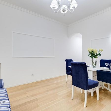 Trevi Fountain Modern Apartment Рим Екстериор снимка