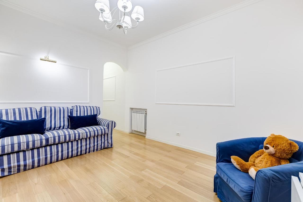 Trevi Fountain Modern Apartment Рим Екстериор снимка