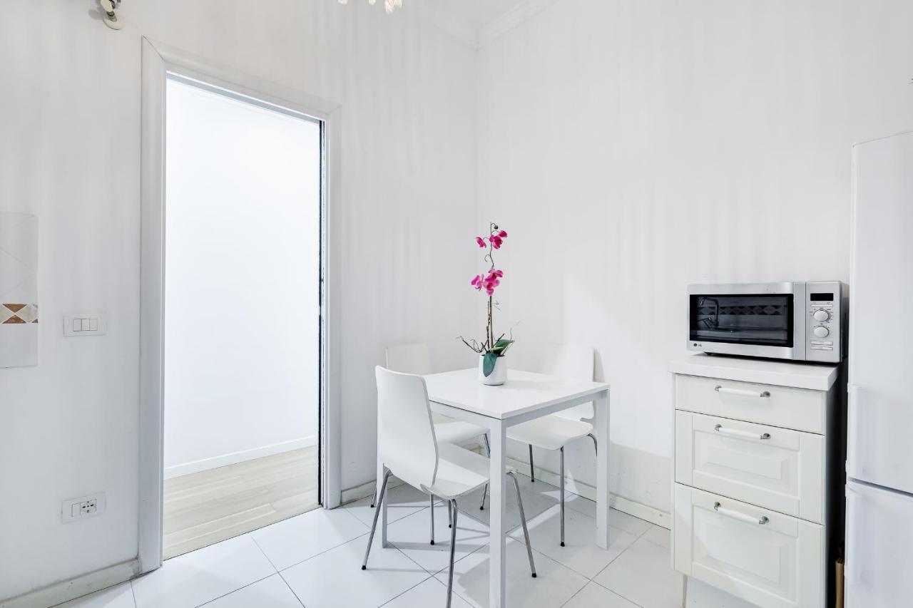 Trevi Fountain Modern Apartment Рим Екстериор снимка
