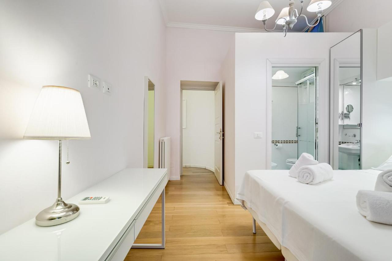 Trevi Fountain Modern Apartment Рим Екстериор снимка
